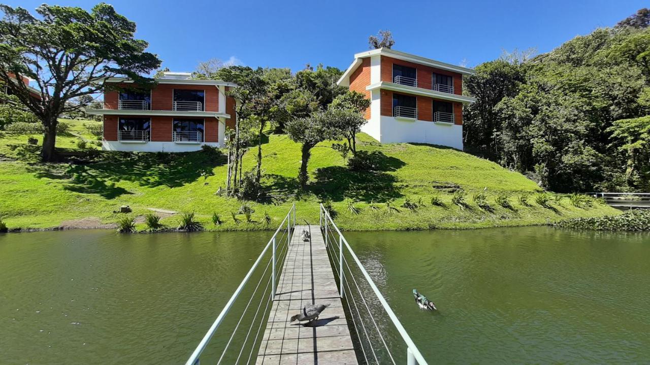 Burbi Lake Lodge Monteverde Zewnętrze zdjęcie