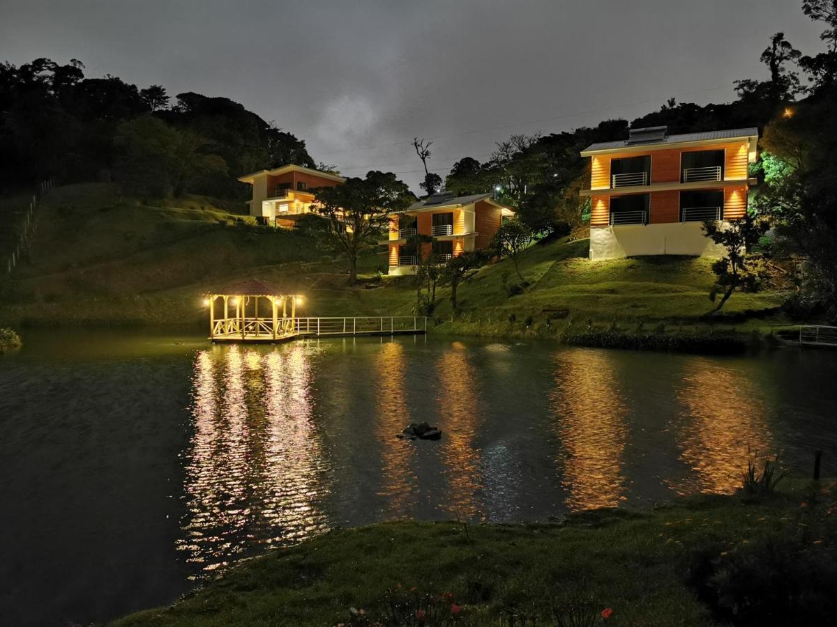 Burbi Lake Lodge Monteverde Zewnętrze zdjęcie