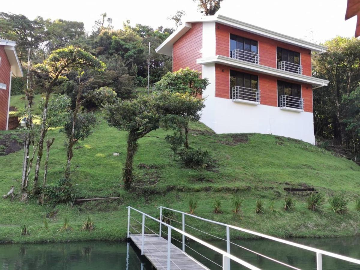 Burbi Lake Lodge Monteverde Zewnętrze zdjęcie