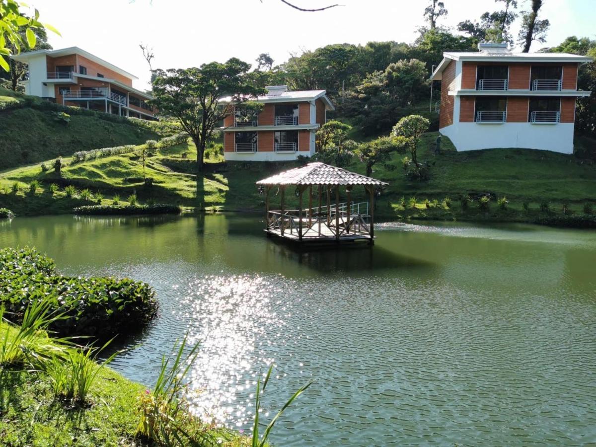 Burbi Lake Lodge Monteverde Zewnętrze zdjęcie